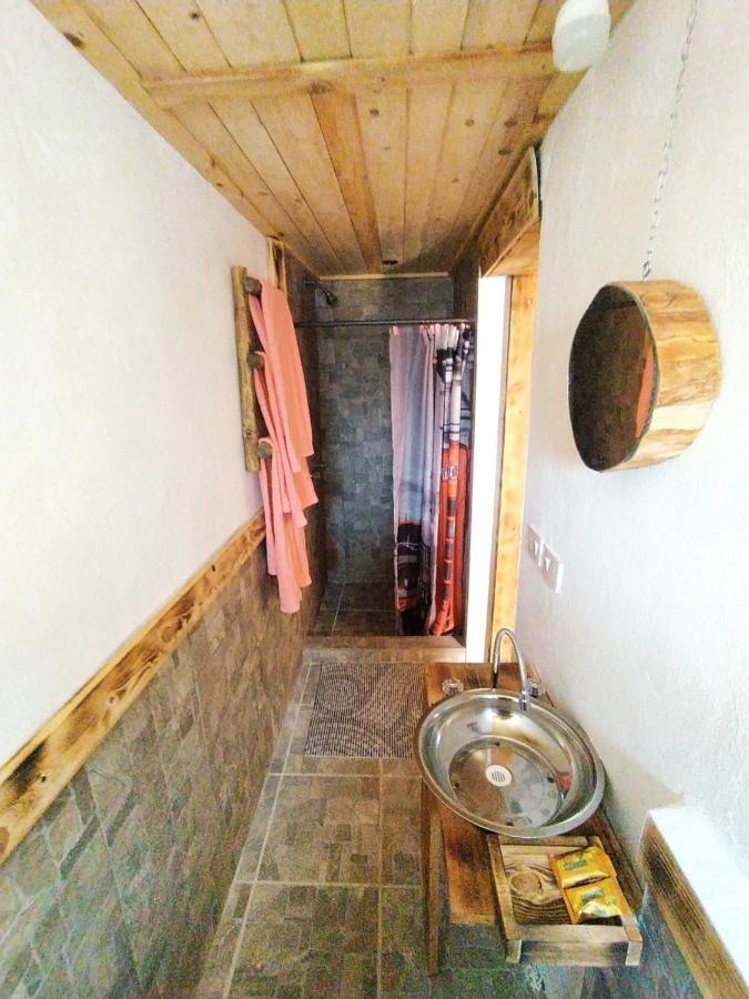 Habitaciones Estilo Cabana Las Herraduras Creel Eksteriør billede